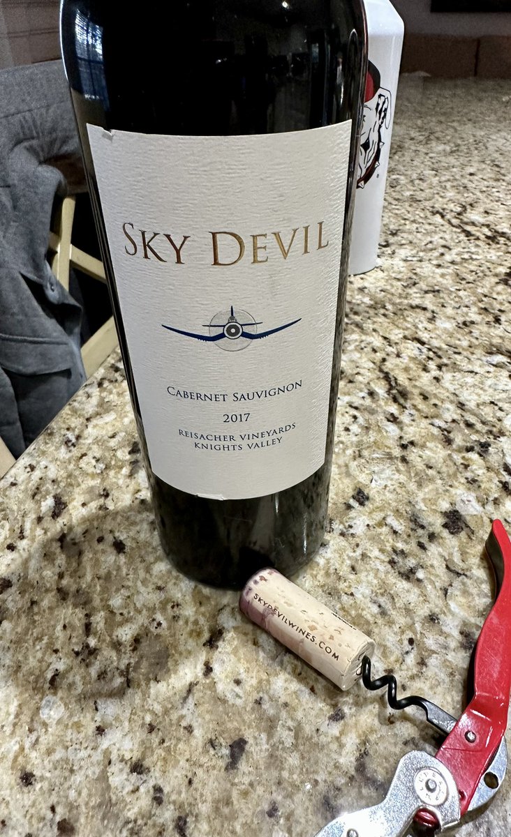 richardcostigan's tweet photo. Starting the weekend with a new wine I had in the cellar for a few years - #SkyDevil #cabernetsauvignon #wine https://t.co/RGlekuAbYd