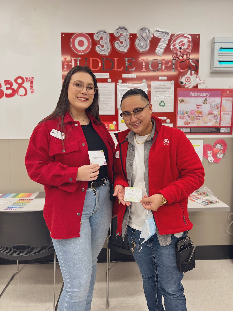 abigail_minkin's tweet photo. Kicking off the Target New Year with a #volunteer event writing and illustrating encouraging notes to put into our Vulnerable Guest Bags! #volunteering #outreach https://t.co/bTzdLJO55B