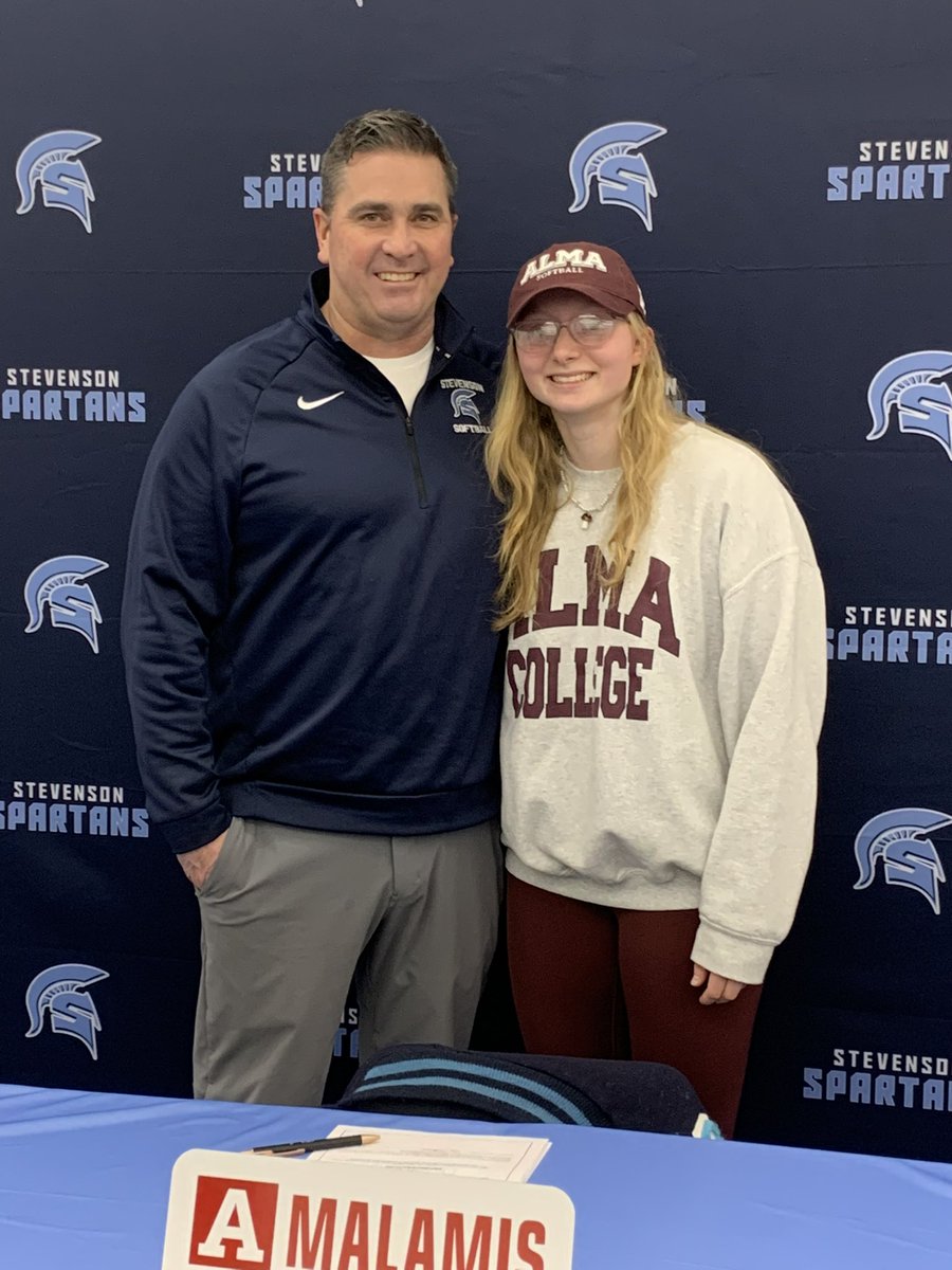 LilyMalamis's tweet photo. It’s official!! Thank you again to all my coaches and family that have helped me get to this point. I’m so excited for the fall. Go Scots!! 🤍♥️ @AlmaScotsSB @HanniganCoach @MojoMunoz18u https://t.co/Kblfb0iWYc
