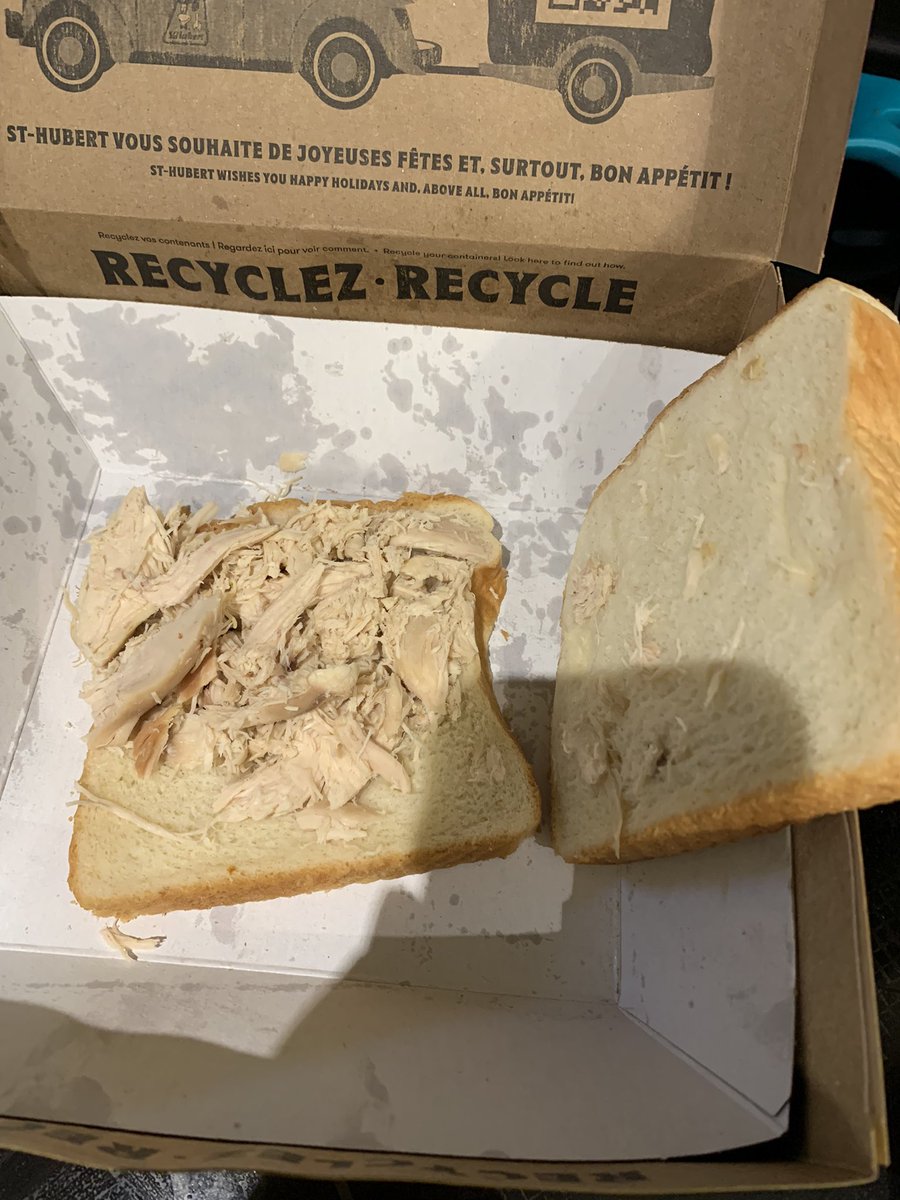 chantlup's tweet photo. @sthubert est-ce une portion normale de poulet dans un hot-chicken? https://t.co/5sfE8WIEKe