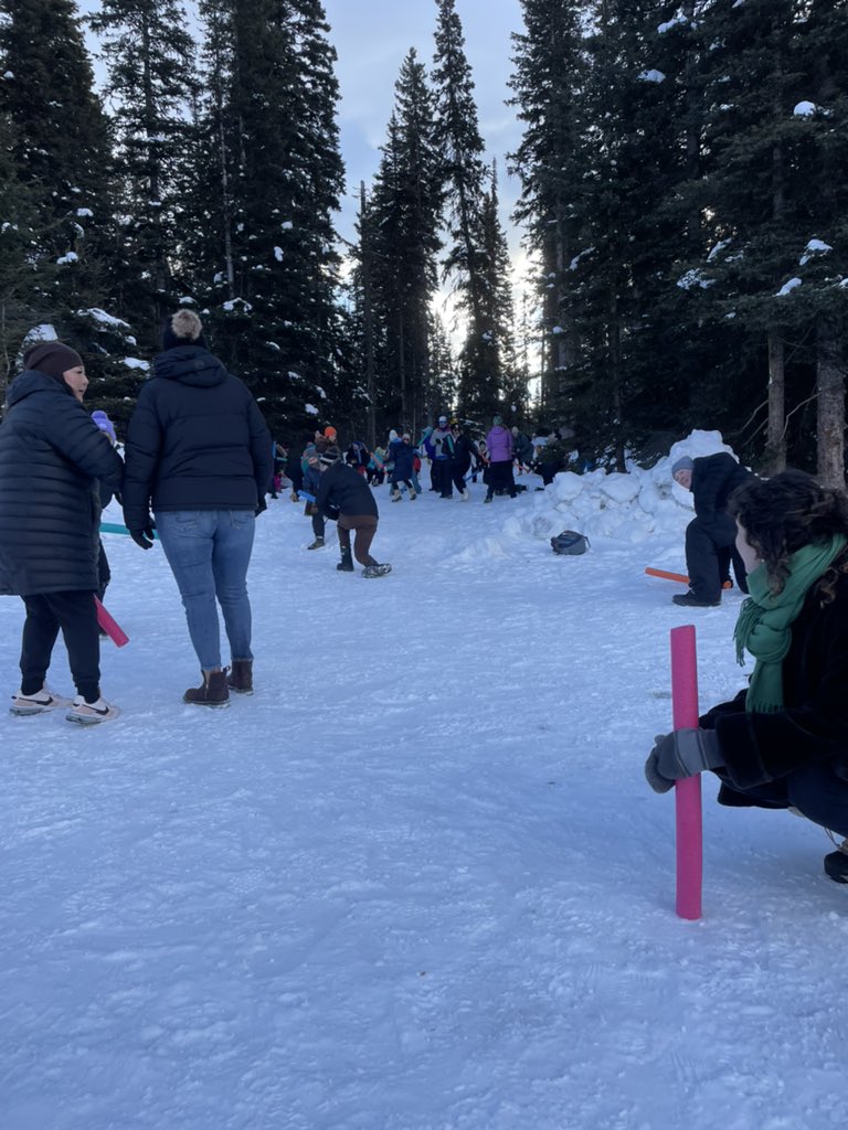 tskakun17's tweet image. Great day learning with @Rusty1122 #snowgood . Outdoor games galore!