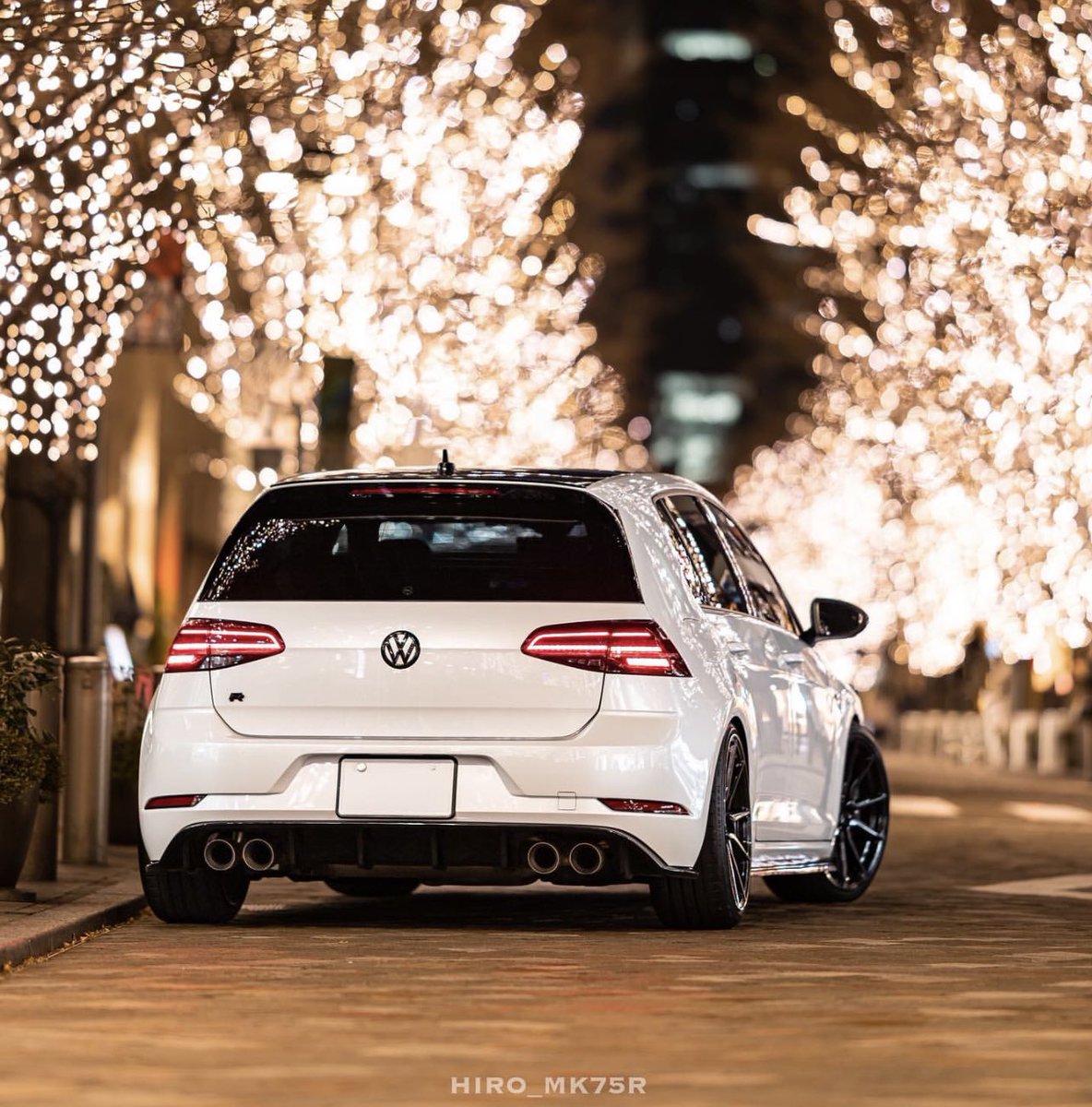 Golf R