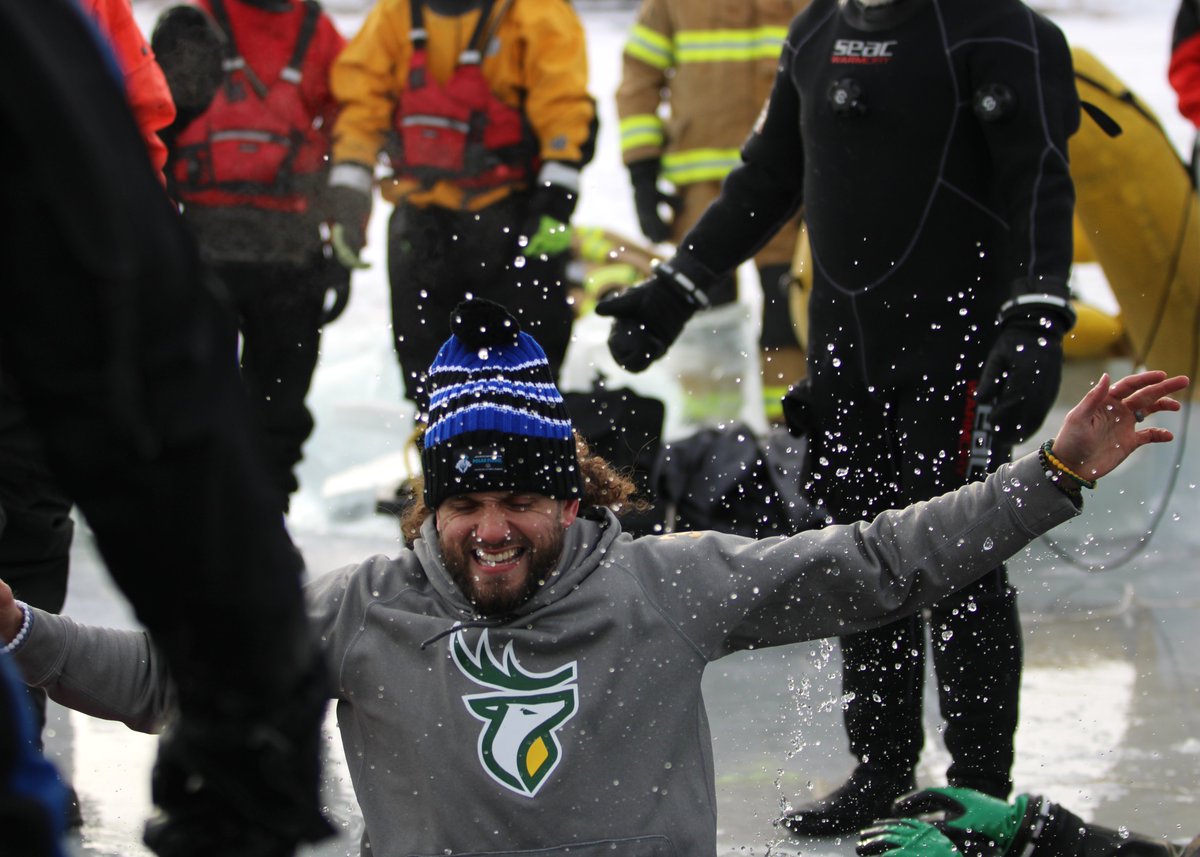 GoElks's tweet photo. Things got a little chilly for AG this this past weekend 🥶 #FreezinForAReason 

We loved spending time with @SpecialOAlberta and don't worry @aarongrymes said he'd do it again! 

#OurTeamOurCity #GoElks #CFL https://t.co/3zB59KQHsL