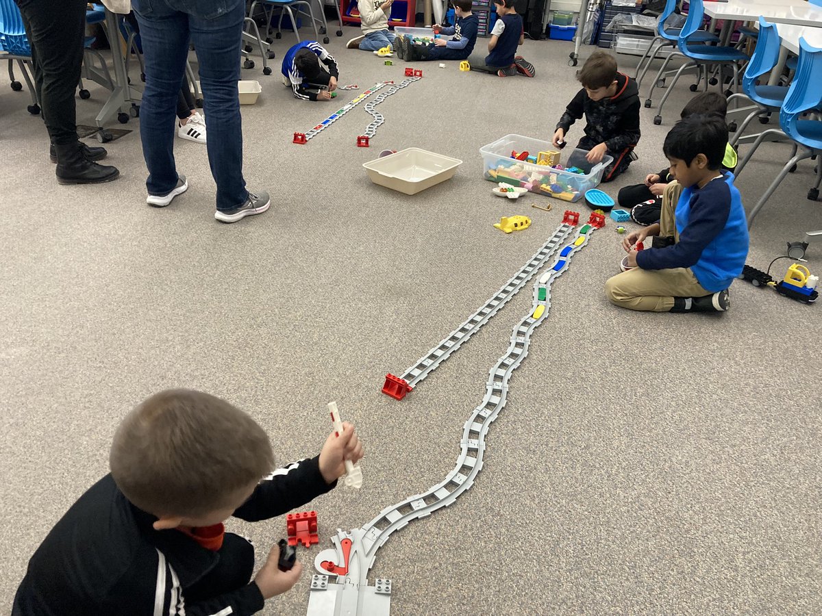 EdenMosoff's tweet image. #100daysofschool today! We worked with our #legocodingexpress trains today! Combining engineering and coding we learned how to code our trains to do what we wanted them to do. @LEGO_Education @BarbaraRose220 #webelong220 #stem220 @CrandallsClass #legoambassador