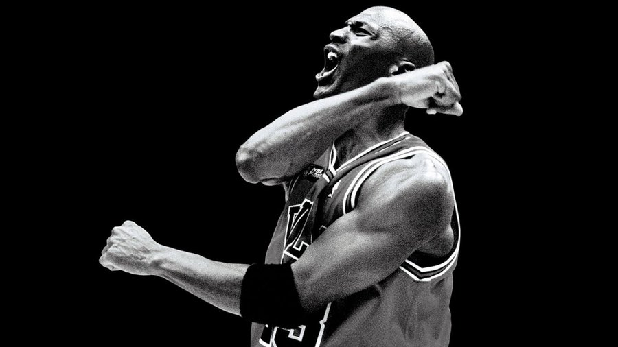 goldmedalmind's tweet photo. “Winning has a price. Leadership has a price. I pushed people when they didn’t want to be pushed. I challenged people when they didn’t want to be challenged. But I never asked them to do something I wasn’t willing to do myself.”
—Michael Jordan

📚 https://t.co/hOj9MhdAI3 https://t.co/IyriPoE1TS
