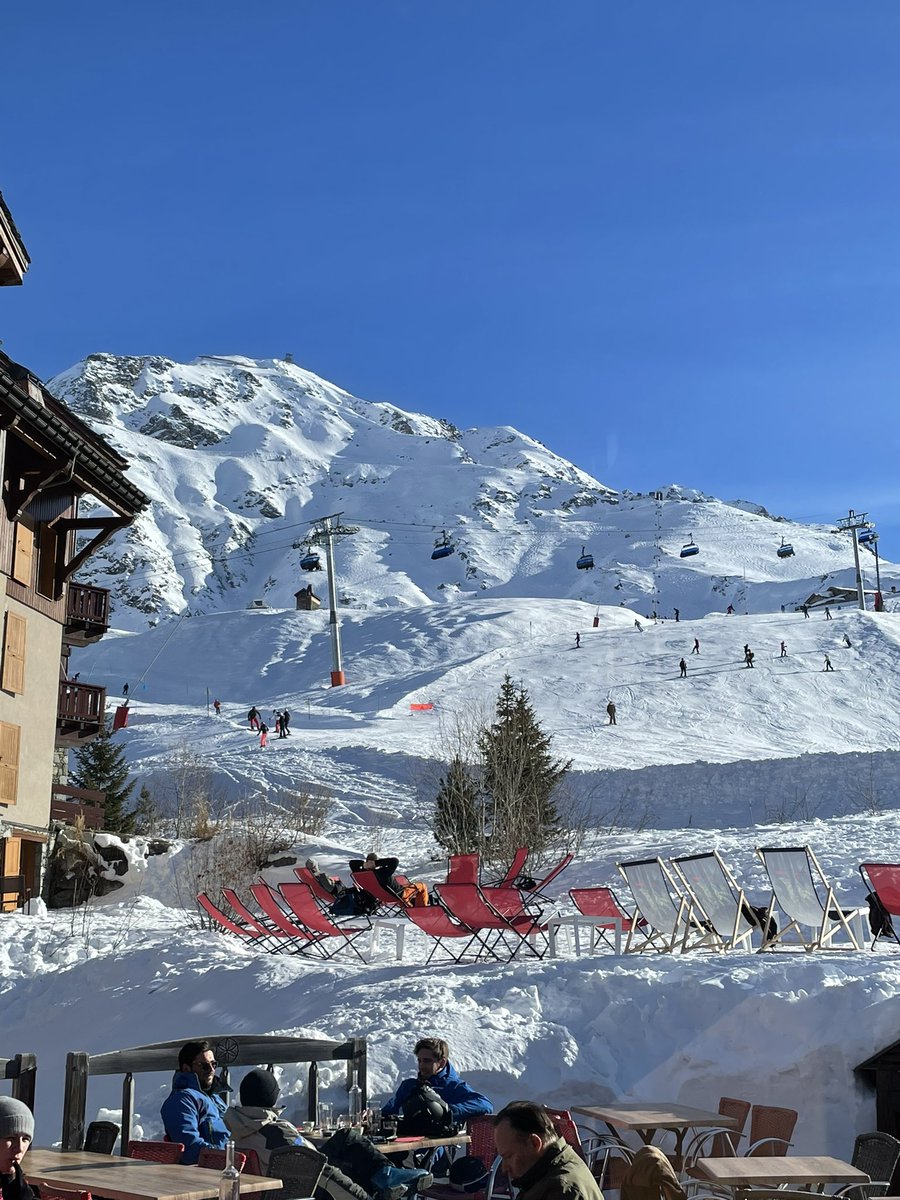 After a week of this am I ready to come back to work? Not entirely 🤔 sure. Will be raring to go by Monday though ⛷️😁