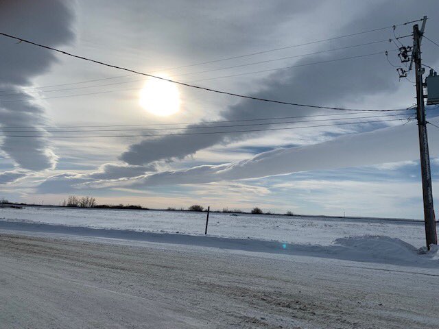 SharonKleinste3's tweet photo. @KyleBrittainWX Here they are on their way through #Carseland https://t.co/rCaALC2BhU