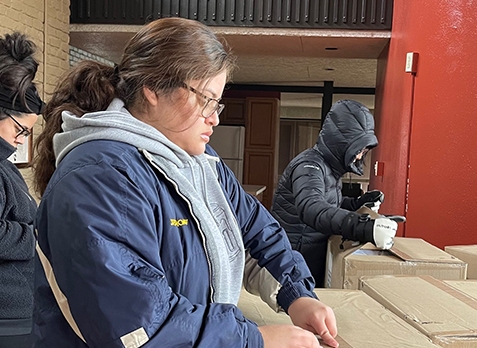 UTexasStudents's tweet photo. Our team did it again, going above &amp; beyond to support students during the recent ice storm that closed campus for 3 days. Thank you to our staff! 

Find out how they sprang into action: https://t.co/0mryXfQ5ED

#InfluencingTheLonghornLife #LivingTheLonghornLife #MakeItYourTexas https://t.co/Nbkt3Zw3jP