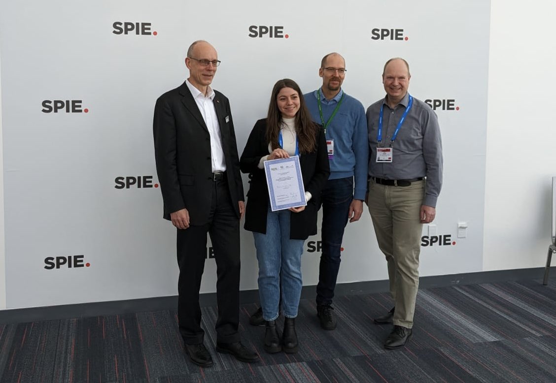 Marina Santana (@msantanavega) on Twitter photo I won the Young Investigator Award at the Single Molecule Spectroscopy and Superresolution Imaging conference at #PhotonicsWest2023. Thank you <a href="/PicoQuant/">PicoQuant</a> for the recognition, to <a href="/carlosbueno1976/">carlosbueno</a> and the <a href="/RNAsLOLA/">sLOLA Team</a> team. #WomenInScience #WomenInSTEM <a href="/AWClarkResearch/">Alasdair W Clark</a> <a href="/UofGlasgow/">University of Glasgow</a> I won the Young Investigator Award at the Single Molecule Spectroscopy and Superresolution Imaging conference at #PhotonicsWest2023. Thank you <a href="/PicoQuant/">PicoQuant</a> for the recognition, to <a href="/carlosbueno1976/">carlosbueno</a> and the <a href="/RNAsLOLA/">sLOLA Team</a> team. #WomenInScience #WomenInSTEM <a href="/AWClarkResearch/">Alasdair W Clark</a> <a href="/UofGlasgow/">University of Glasgow</a>