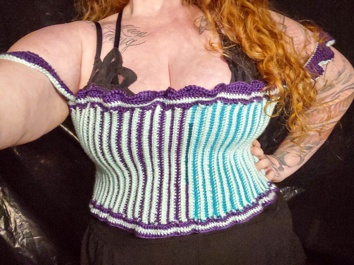 CrochetTrue's tweet photo. #Free #Pattern or Nah?
The Listing:
https://t.co/zzlJqmB0a0
Milk Maiden Reversible #Corset / Dual Color Top
#crochet #art #artistsontwitter #artists #handmade #gifts #cottagecore #goth #redhead #plussize #fashion #Trending #pastel #Discord #fridaymorning #FridayFeeling #soft https://t.co/zl0JTl3gba