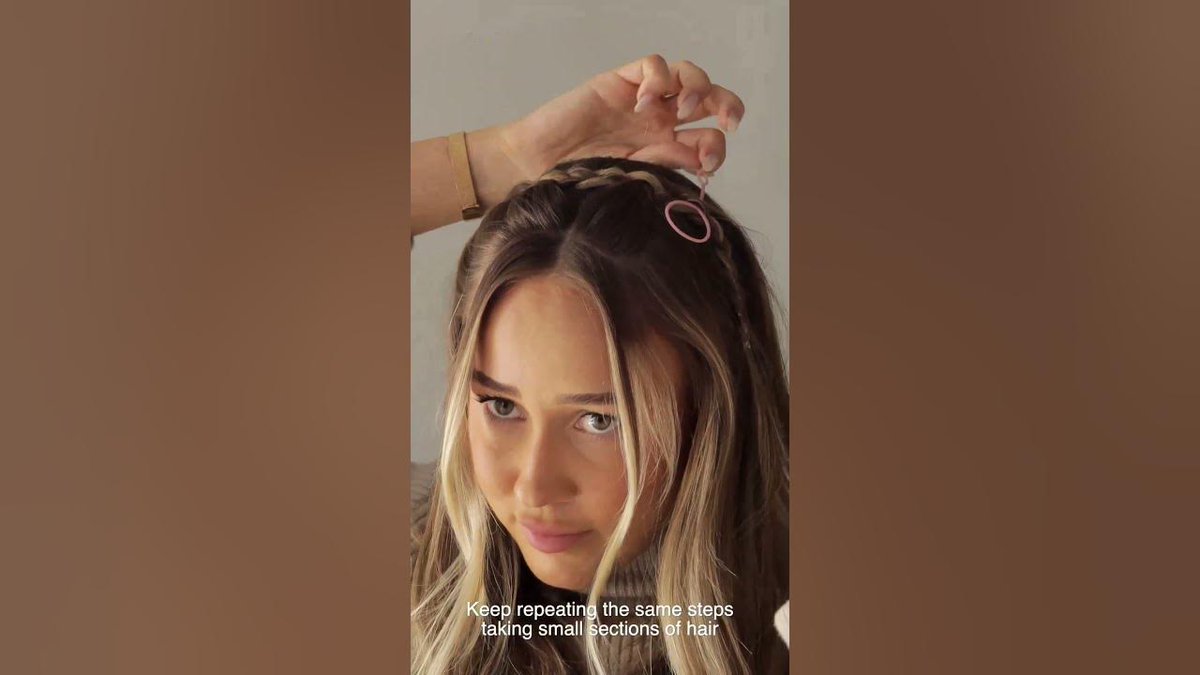 beautyroomz's tweet image. Faux Waterfall Braided Headband Tutorial using our Loop Tool #braidtutorial #hairinspo dlvr.it/ShvLzJ