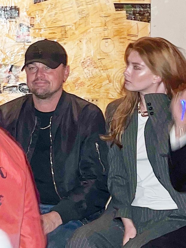 pannchoa's tweet photo. Knets react to Leonardo's new 19 y'o girlfriend
https://t.co/xFBZgcfIoC https://t.co/urhovq8MkT