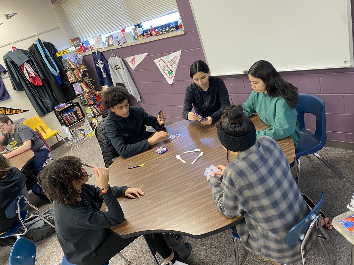 Ms. Engfer tweet media