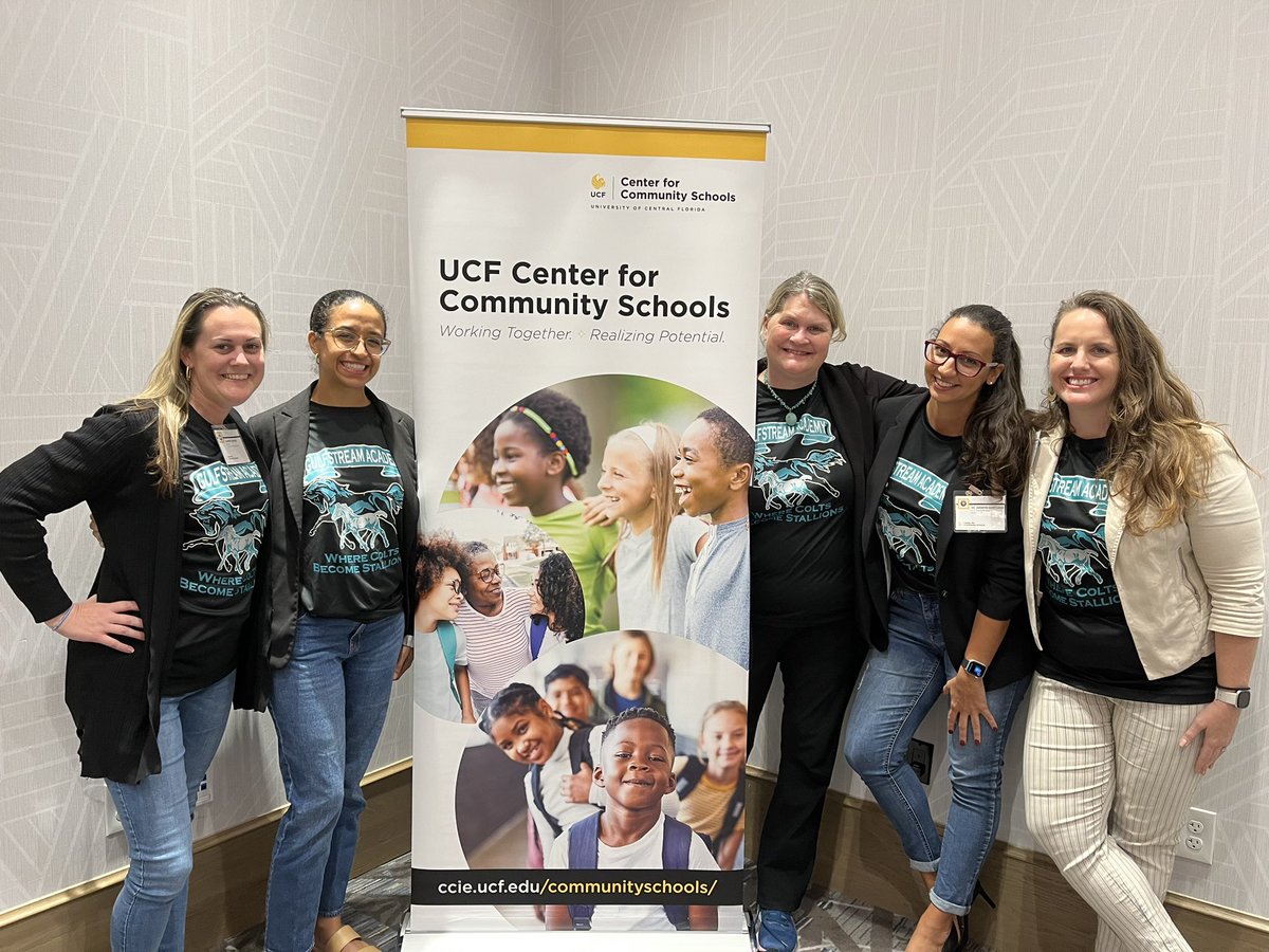 Lori Canning tweet media