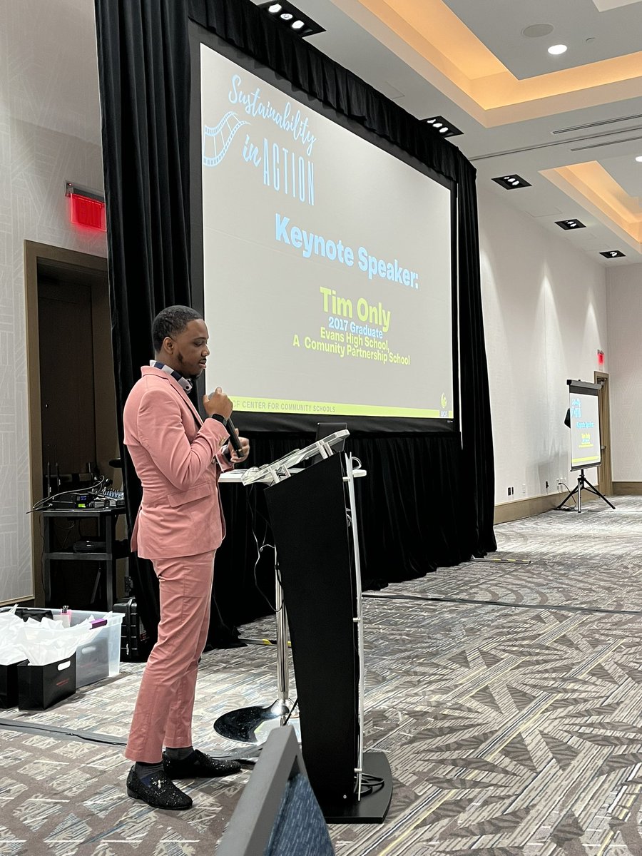 Lori Canning tweet media