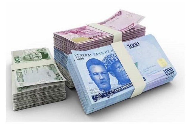 9jafactsonly's tweet photo. If Naira Scarcity = Dollar Scarcity. Find the Year N1 = $1

a. Before election
b. On Election day
c. After Election
d. Balablu Bulaba Blublu shedi Balabala https://t.co/yQzrLPNdar