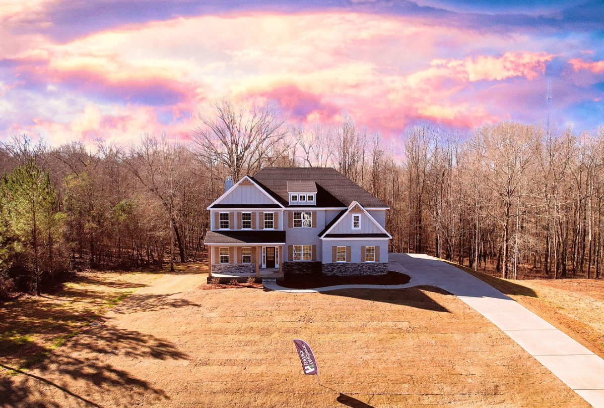 📍 169 Mulberry Crossing Drive Cataula, Ga 31069
hughstonhomes.info/basementmaggie…

📱
Colton Burks - Realtor
Hughston Homes Marketing
Area Manager/Listing Agent
Direct: (706) 989-6218 (call/text)
Office: (706) 568-7650

#harriscountyga #hughstonhomesbuilders #newhome #brandnew #columbusga