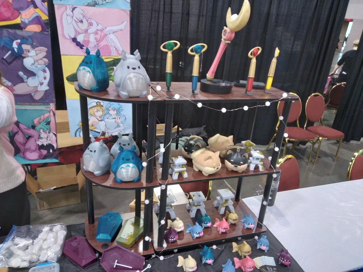 006_code's tweet photo. Come check out my booth at #animemilwaukee
I'm booth number M7! https://t.co/exZSvspvoR
