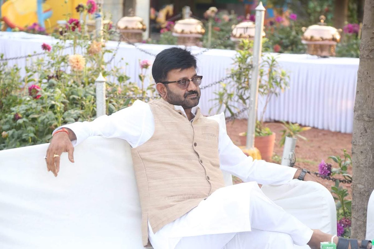 jhavidya's tweet photo. Many many happy returns of the day patidev💖
@pratulshahdeo https://t.co/TeK7EXvKwW