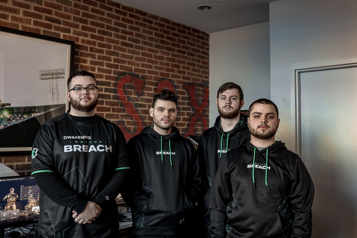 M80Boston's tweet photo. Nothing like starting a historic run at your home Major π #BostonBreached https://t.co/wFhhAySMDA