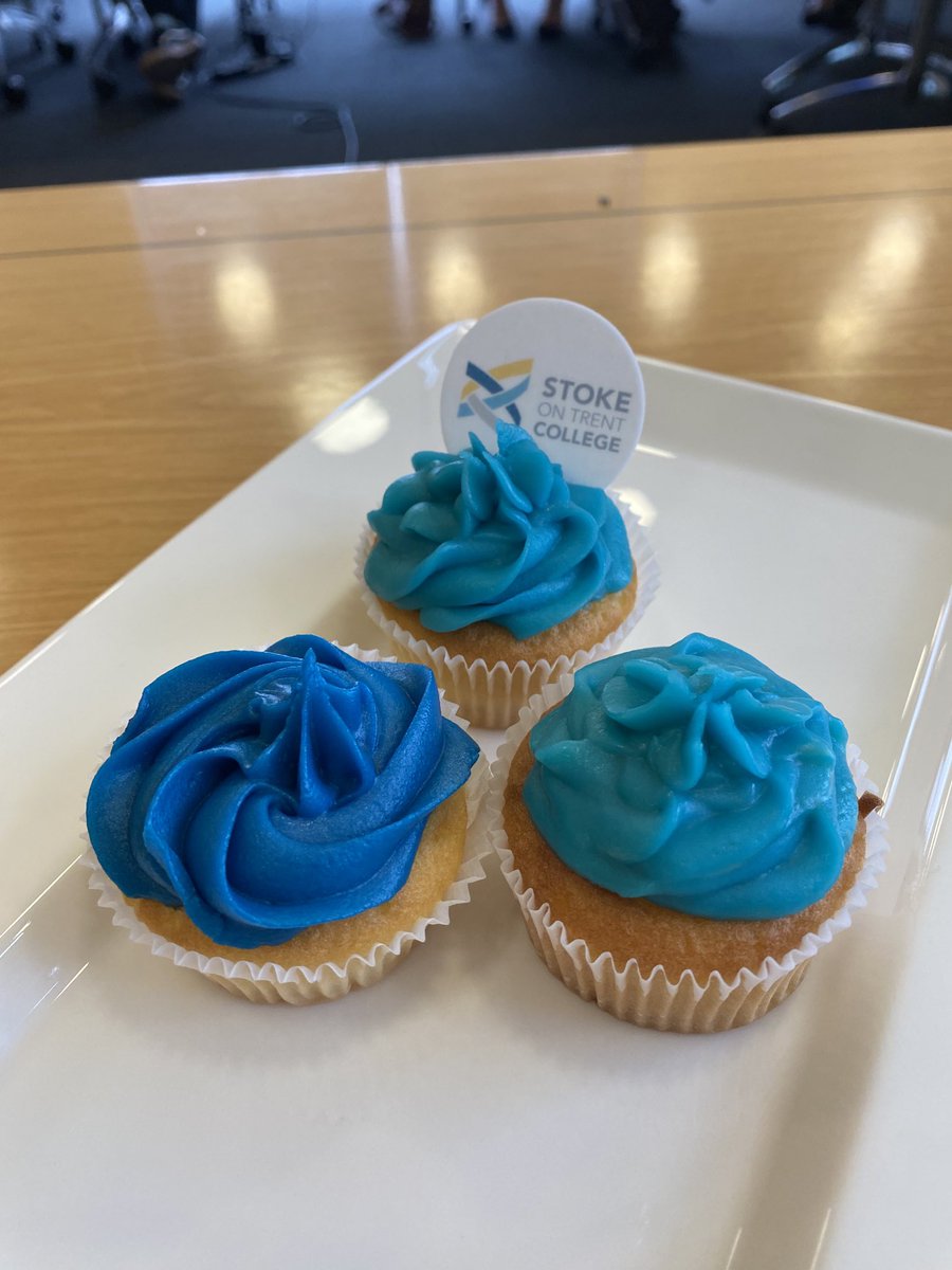 SLBLimited's tweet photo. Celebrating being Ofsted rated Good today with these delicious cakes ⁦⁦@SOTCollege⁩. Proud Governor moment🥳 https://t.co/iCNtVaQyWQ
