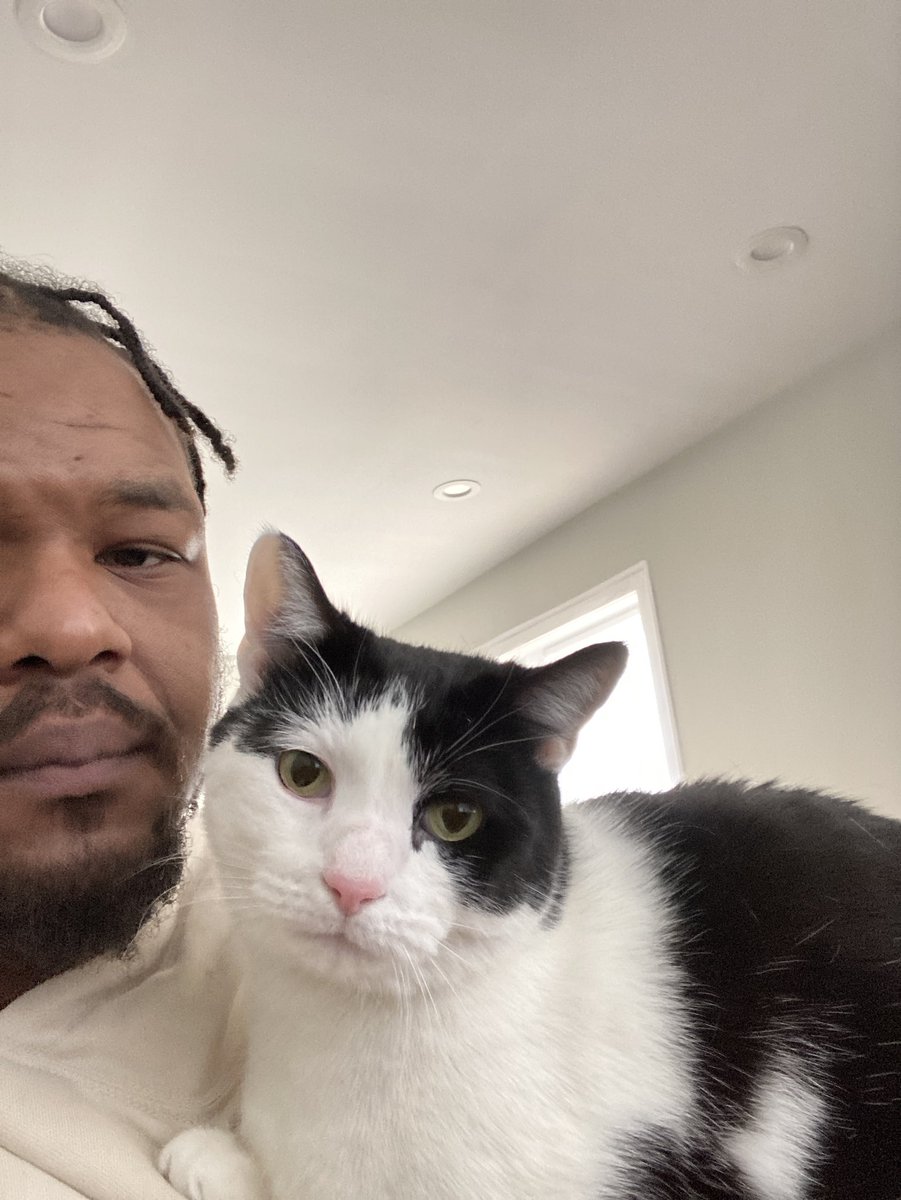 heavee773's tweet photo. Support the homies for #bandcampday !!! Me and dash in the studio finishing up a big one so we couldn’t join in on the fun — 

plz drop ya favorite pickups below if you’d like and I’ll check it out and support! https://t.co/UN84WRAsTt