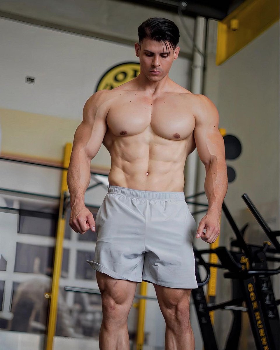 MXmuscles's tweet photo. Max Murillo https://t.co/wDGTOFtIVM