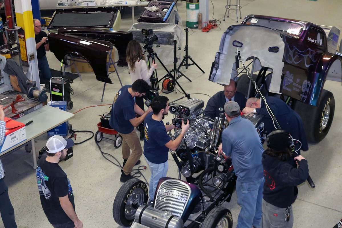 DRIVE One TechCenter tweet media