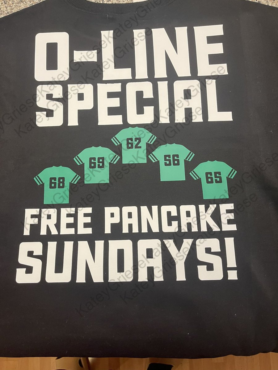 km_griese's tweet photo. When your mom wants a shirt made about the @Eagles O-Line…. You deliver 💁🏻‍♀️ @JasonKelce @LaneJohnson65 @jordan_mailata #GoBirds #FlyEaglesFly #SuperBowl https://t.co/Yf8NFCdI6k