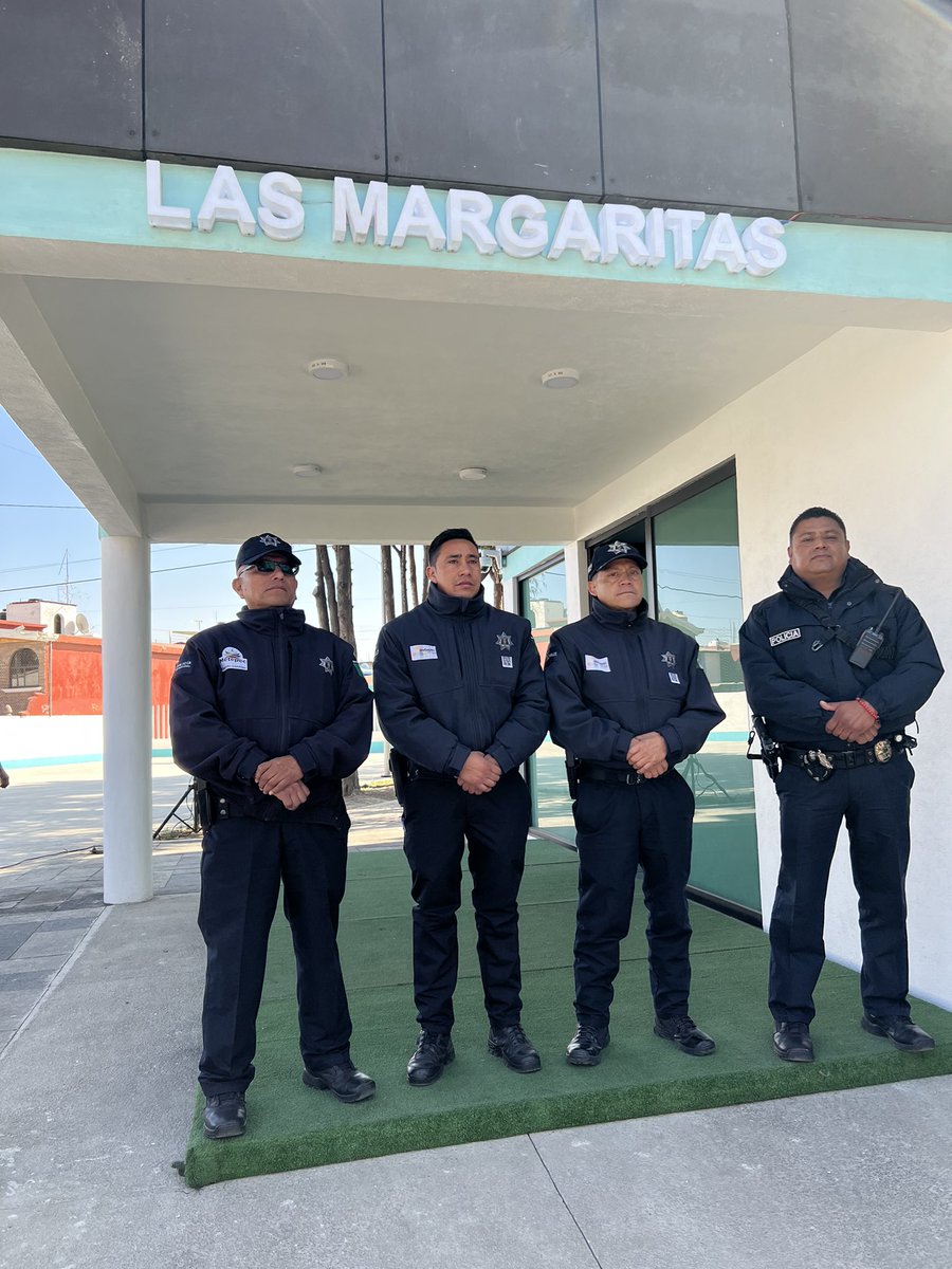 MetepecPolicia's tweet image. El Centro de Atención Inmediata (CAI) en el fraccionamiento Las Margaritas está listo, atenderemos a todos los y las #Metepequenses, 24 horas los 7 días de la semana. 
#PorUnMetepecMásSeguro