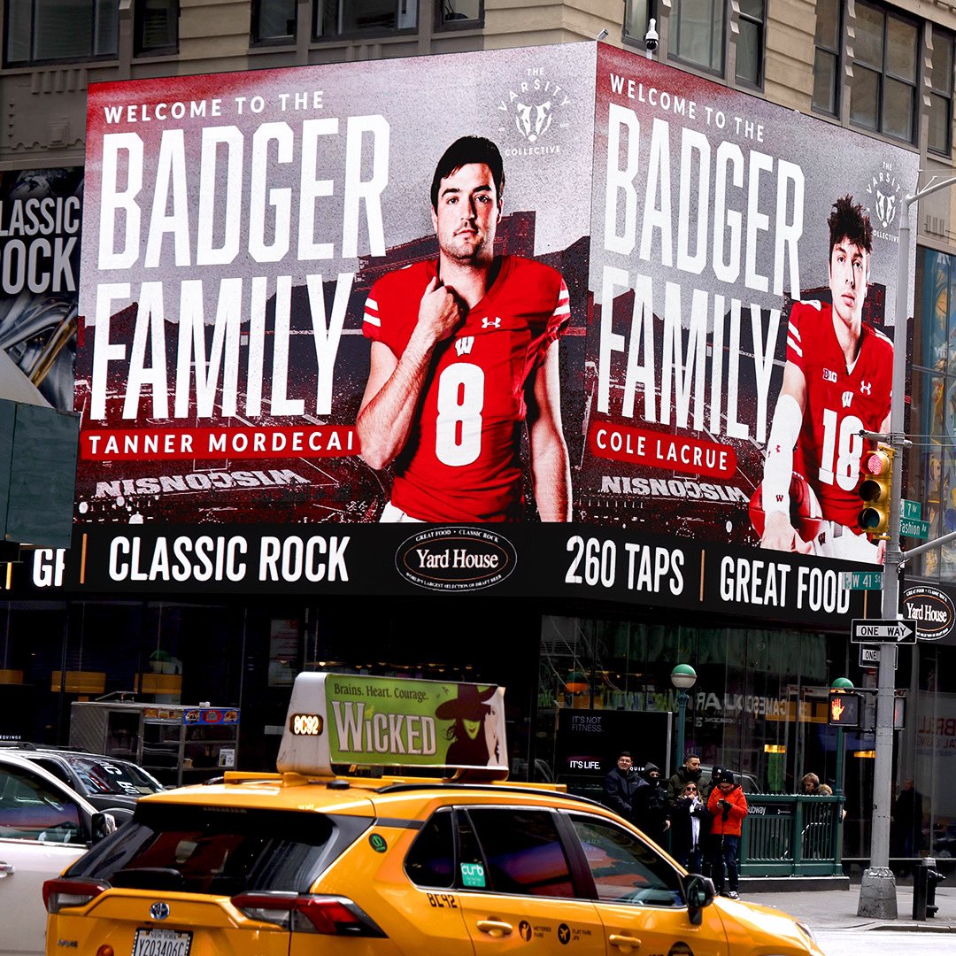 Badgers taking over NYC. Check out my recruiting class on a billboard in Times Square. Thanks for the support @VarsityCltv. #OnWisconsin #NSD2023 #TVCCF