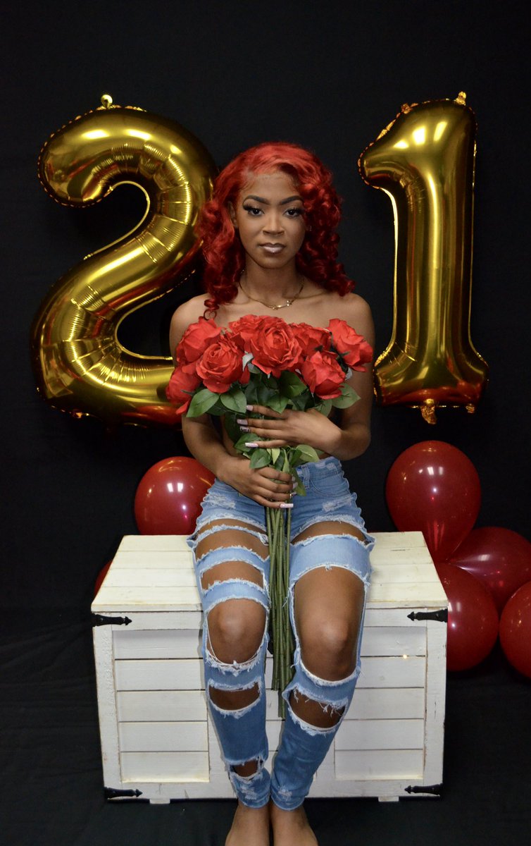 authentickkay's tweet image. est. 2002 ❤️