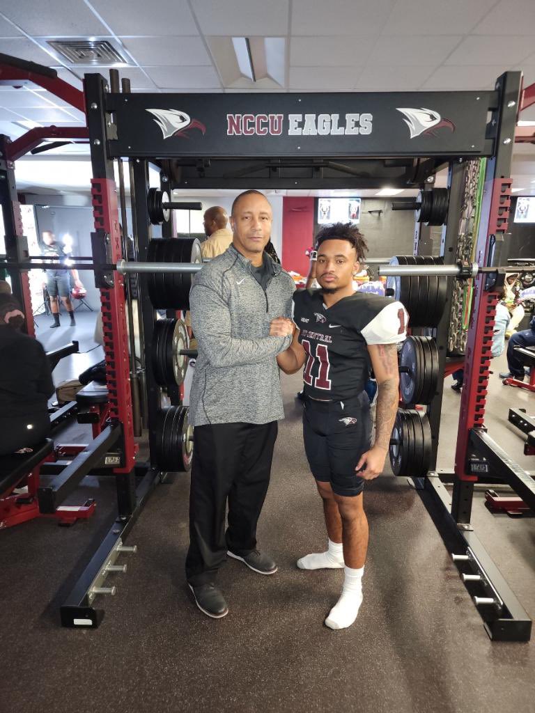 Lill_Mook's tweet photo. Enjoyed my Visit at NCCU! 🦅 Thank you for having me!! @NCCU_Football @CoachTOliver @CoachT_Spencer @CoachMo1804 @talibantone21 #hbcu #NCCU #transferportal https://t.co/gxXQdXp1KF