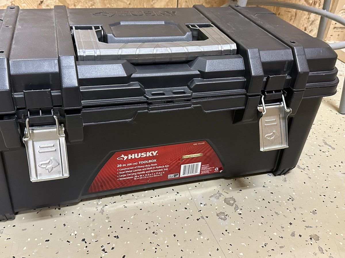 EHOVEelc's tweet photo. When you join Electrical Tech you will get your own tools and tool box with everything you need #EHOVEVIPS https://t.co/R0oIvDB9HO