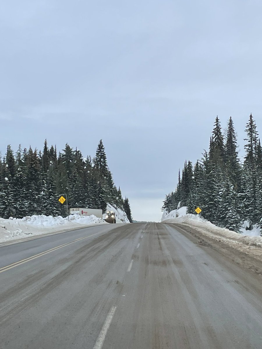 Hwy 3 Paulson Summit- Please watch for crews. Loader is pushing snow to help with snow storage and snow melt. Expect minor delays with single alternating traffic.