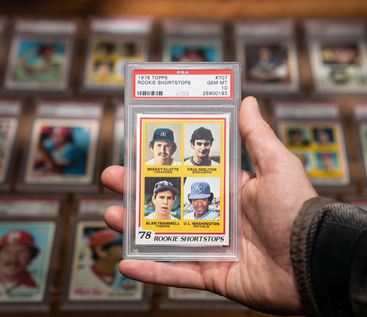 Collect's tweet photo. This is hands down the best offering of 1978 Topps baseball items that we have ever seen!🤯

744 of the best and rarest players in the highest grades. And the Box! And the Case! Truly insane offerings. https://t.co/Y1bDiyM1VF