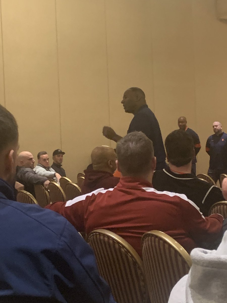 Day 2 at the <a href="/nyshsfca/">NYS High School Football Coaches Association</a> clinic - Got to see <a href="/CoachRotch/">Patrick Rotchford</a> of SUNY Cortland talk about 5/6 man protection, &amp; the keynote speaker @CoachBabersCuse talk about his program philosophy at Syracuse. Another great day of football so far!