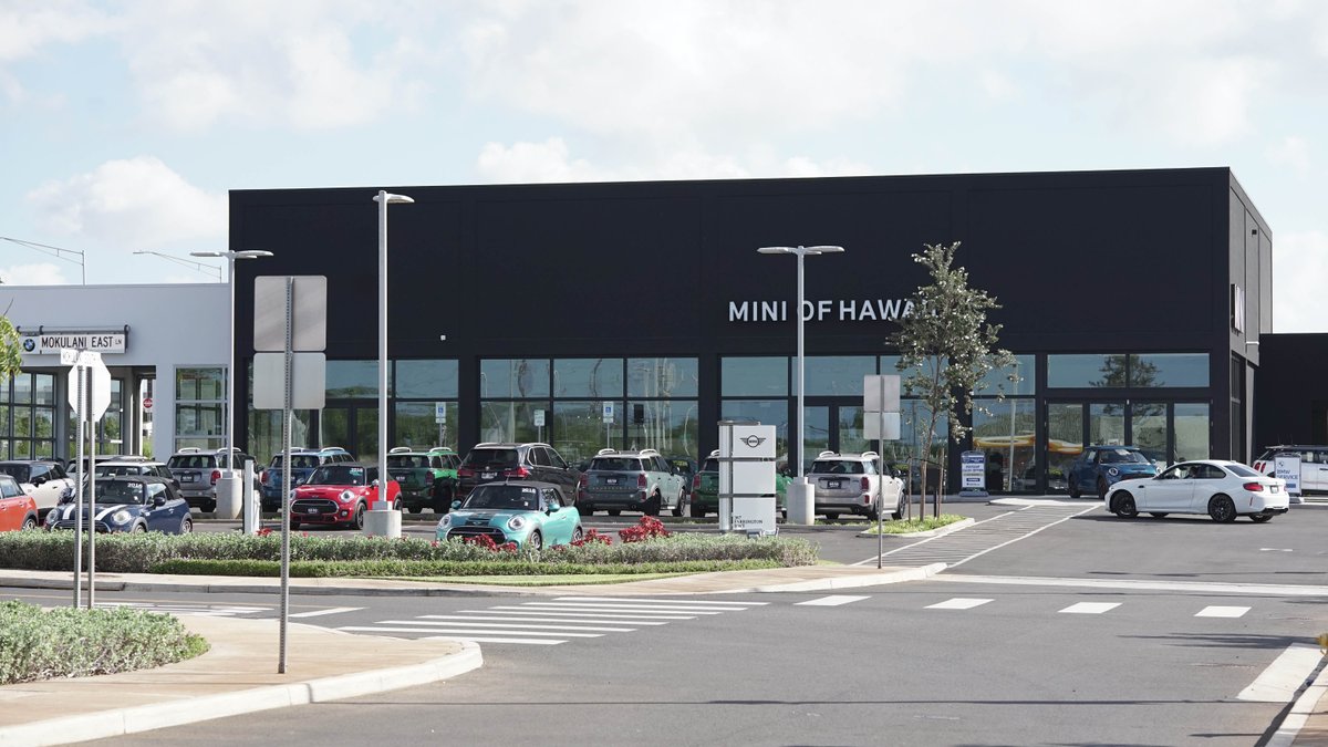 MINIofHawaii's tweet photo. Make MINI part of your weekend plans. Stop by our dealerships to shop for New and Used or shedule a Service. Happy Aloha Friday!

#minikapolei #miniofhawaii #hawaii #kapolei #oahu #kapoleicardealership #hawaiicars #hawaiilife #oahubusiness #hawaiibusiness https://t.co/6IvQ88QY6y