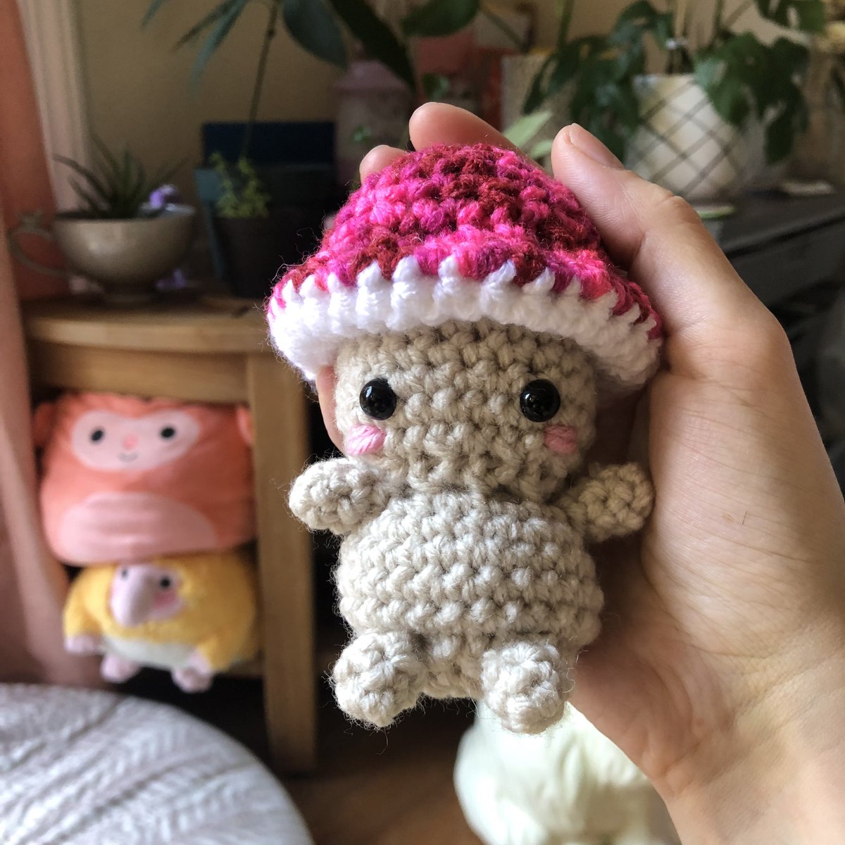 pwincessamy's tweet photo. selling my small mushroom children in order to afford rent for the shortest month of the year https://t.co/ItI5BEDNXz