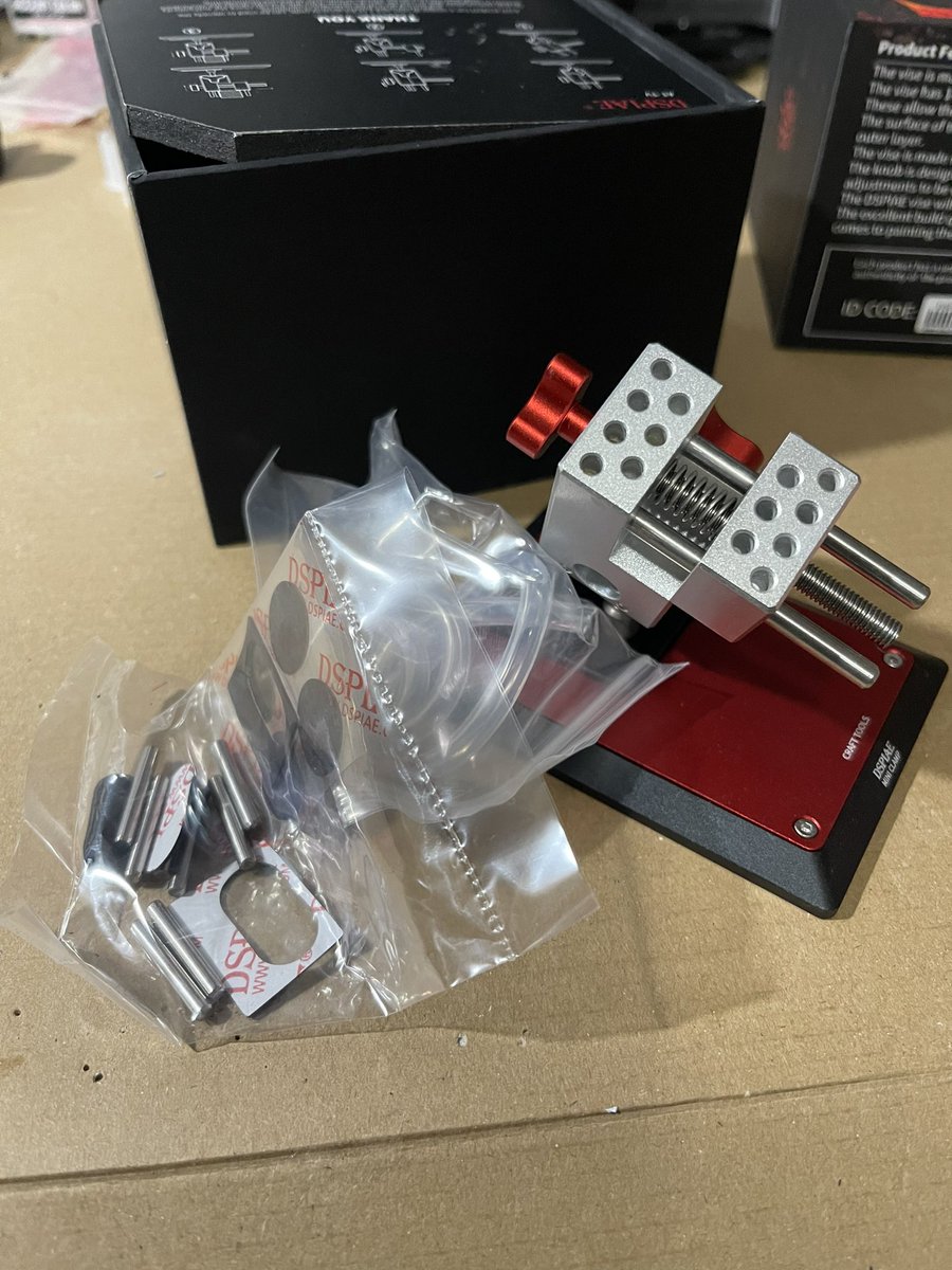oniworks_garage's tweet photo. New year new goods. 
MCM’s latest issue, ZoomOn under hood for Supra, a Hornet and the Supra which was a must for me and a table top vise. #mpc #scaleriders #oniworksgarage https://t.co/YawVyB8scK