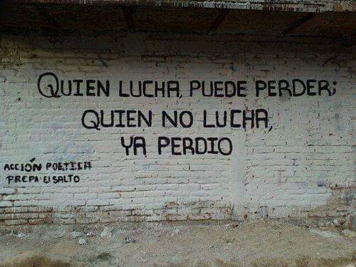Boa tarde!
Estou de volta ao <a href="/Twitter/">Twitter</a>.