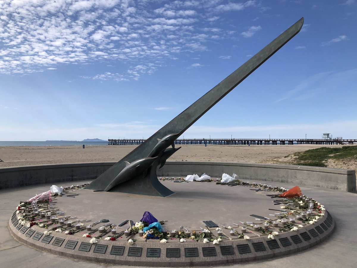 janewells on Twitter "Memorial in Port Hueneme to crash of alaskaair flight 261 on 1/31/2000