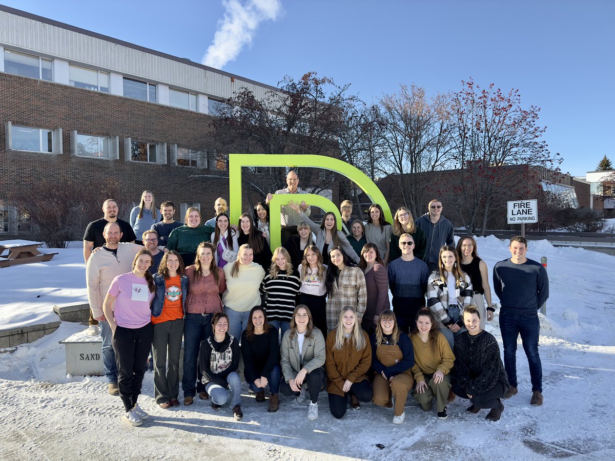 Brent__Galloway's tweet photo. #EDES440 Our 4th year pre-service teachers finished their last two courses at @RDPEducation today 🥳. Time to celebrate this milestone as you head into your final practicum. Congratulations and all the best! https://t.co/d8RXrZpN1G