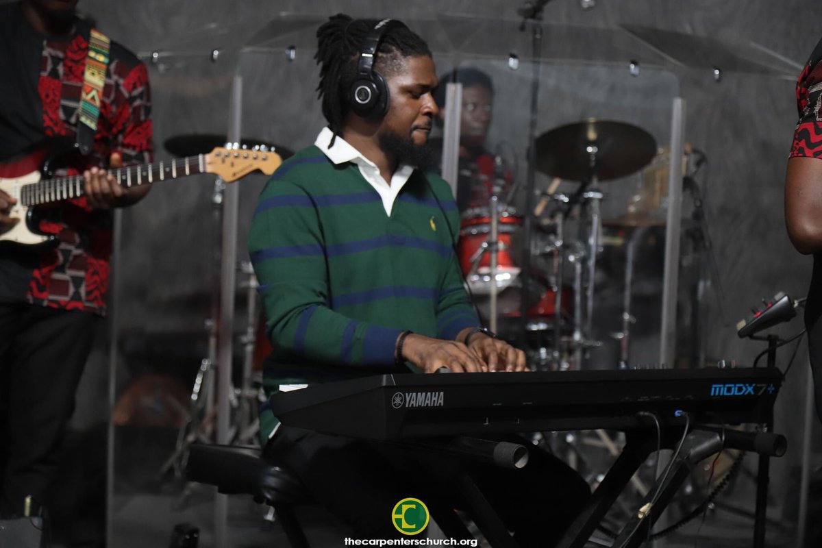 DTconf's tweet photo. 🎶Holy Holy Holy
Holy is the Lord God almighty 
Praise Him and lift Him up
Exalt His name forever
▪️▪️▪️▪️▪️▪️▪️▪️▪️
🎶You are exalted 
Unlimited God https://t.co/qj4jaagyT5