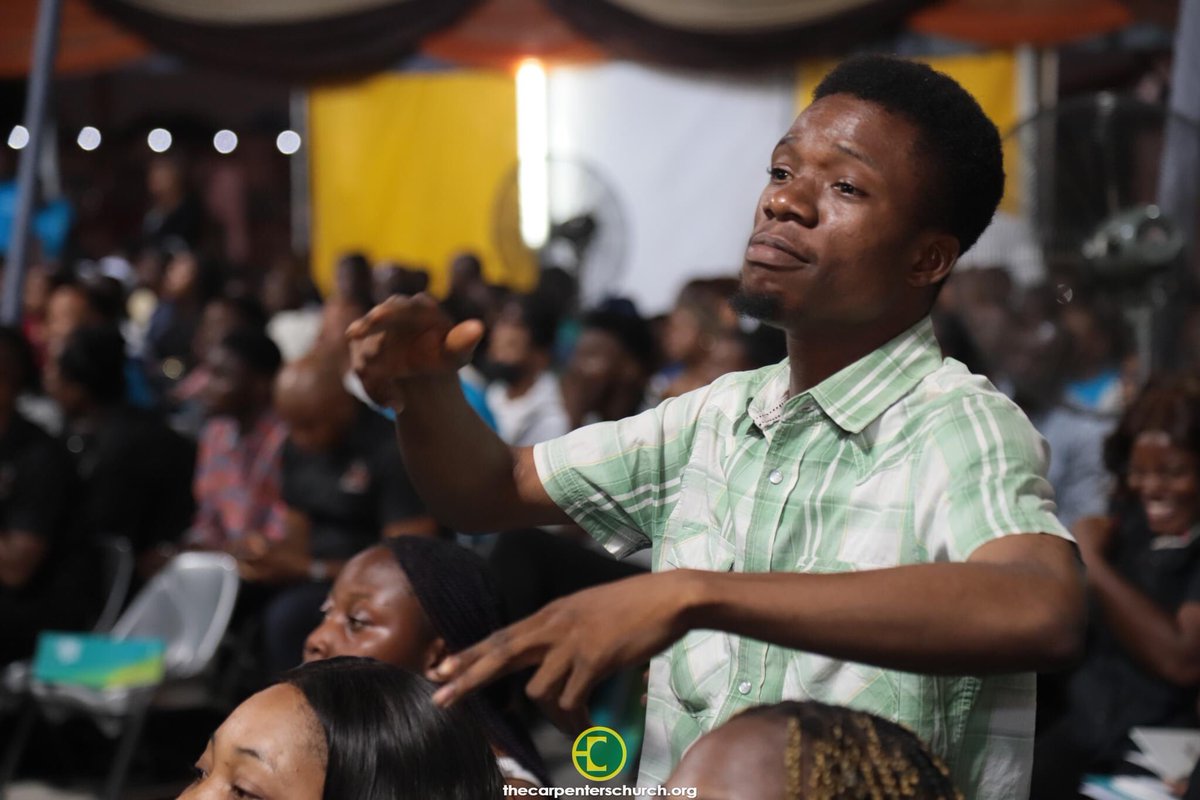 DTconf's tweet photo. 🎶My help comes from You
From the One who made the heavens
The One who made the earth
My help comes from You
#DT2023 #Day1 #SoloMinistration #OlumideIyun #WordConference #TCCPH #TCCAbuja #PastorKech #pastorpoju https://t.co/2bcxLpJY5l