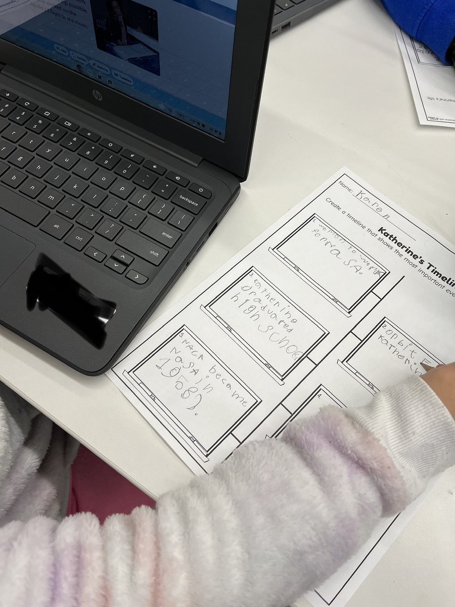 Mgolles_library's tweet photo. 1st Gators using PebbleGo to learn facts about Katherine Johnson! 🧡💚🧡@GESGATOR https://t.co/SwUeXrg56f
