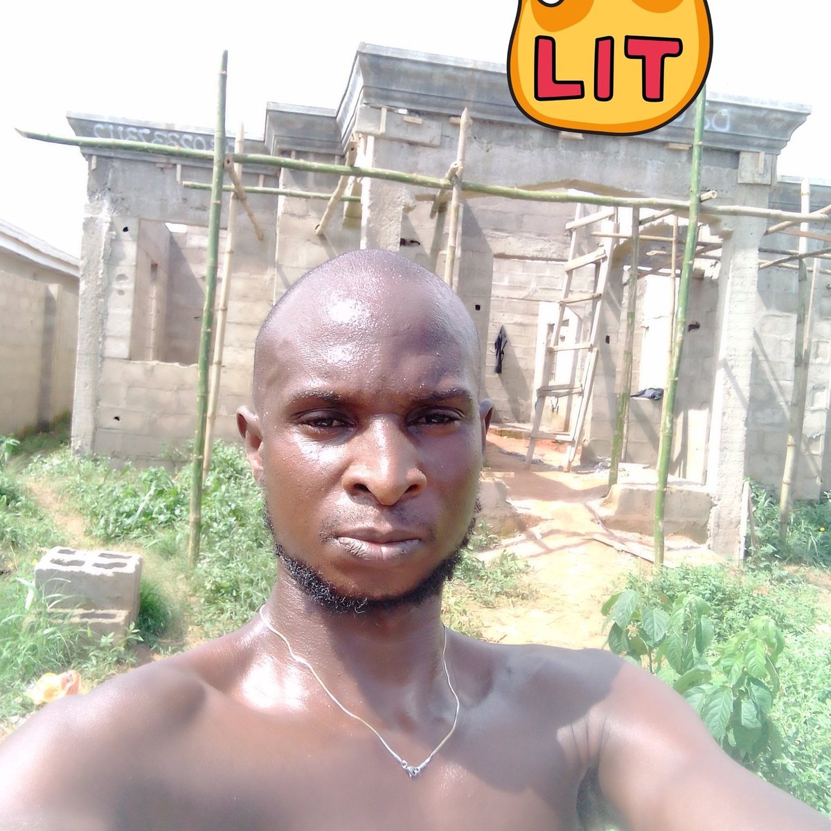 sholayPopAndArt's tweet photo. Good evening, please help retweet when you see this on your TL.🙏

I do all  pop designs including screending and parapet. Please help retweet cos my customers might be able to see it on you TL

#UsePayday
Babachir Lawal
Access bank
Iwo road
Nigerian soldiers https://t.co/FlZxyBKuq4