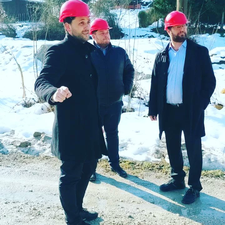 msp_rs's tweet image. Prvi terenski obisk MSP Simona Maljevca. 
DSO Hrastnik in VDC Zagorje.

gov.si/novice/2023-02…