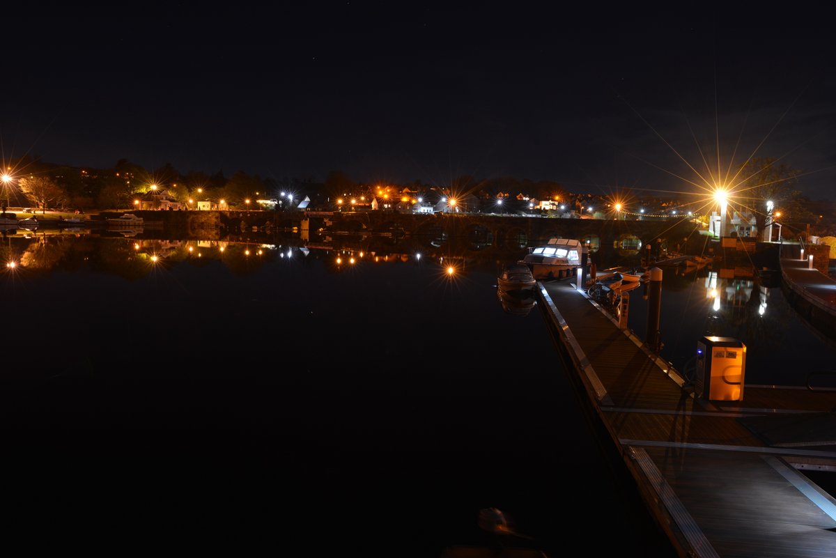 Sleep peacefully under the stars and dream of exploring. Make it happen! Secure your 5% early bird booking - book now for 5% off - available till 28 February 2023 - visit >> silverlinecruisers.com.
#rivershannon #headintotheblue #earlybird #irishwaterways #discoverloughderg
