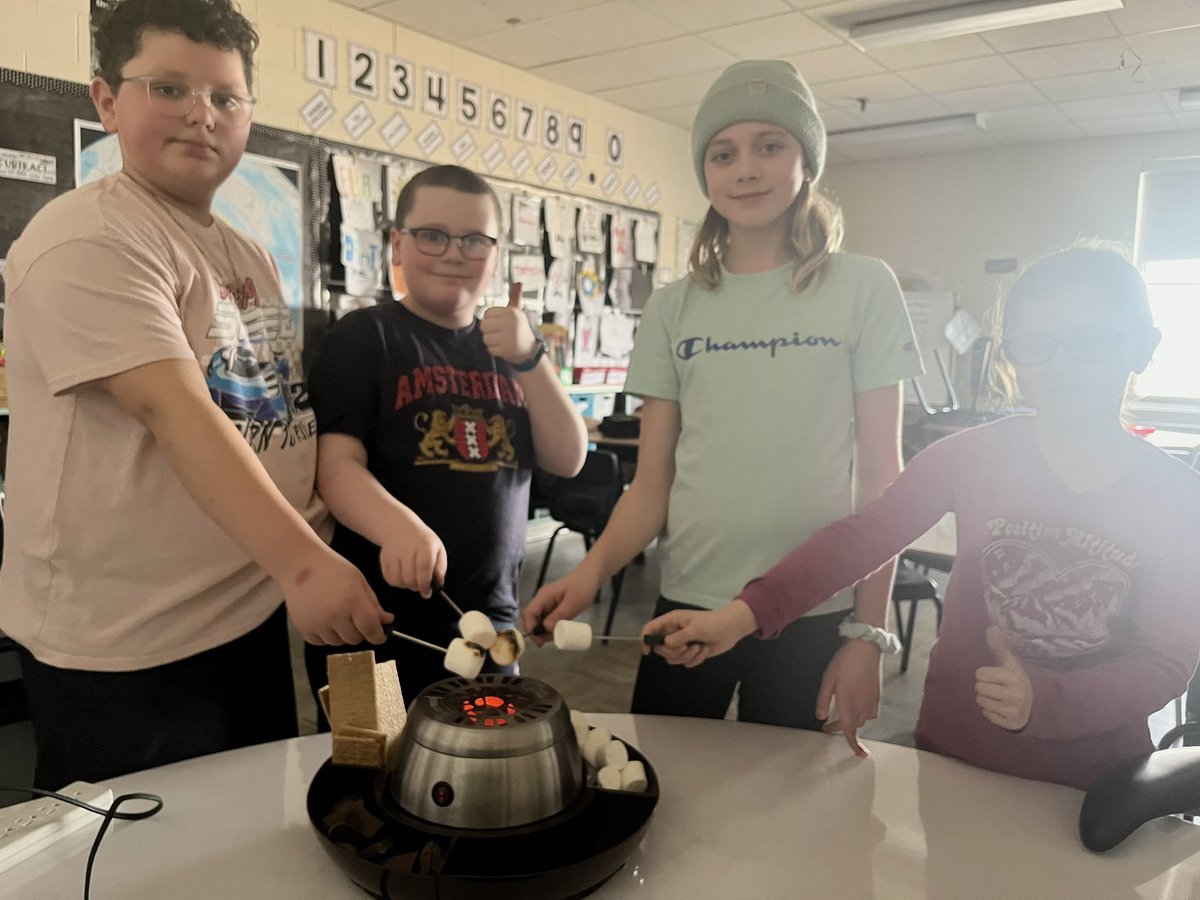 Ms. Lynds tweet media